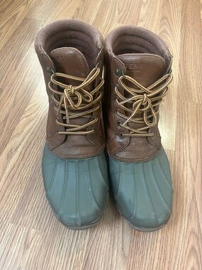 Men’s Sperry Boots size 11.5